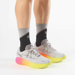AERO GLIDE 4 GRADIENT - Road running shoes - Men